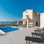 Casa Mia By Briskva