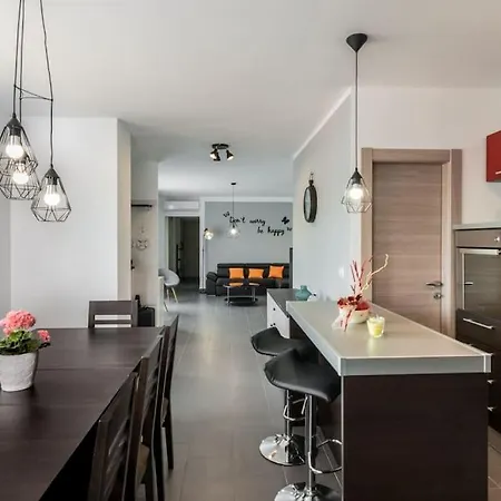 Casa Mia By Briskva * Trget