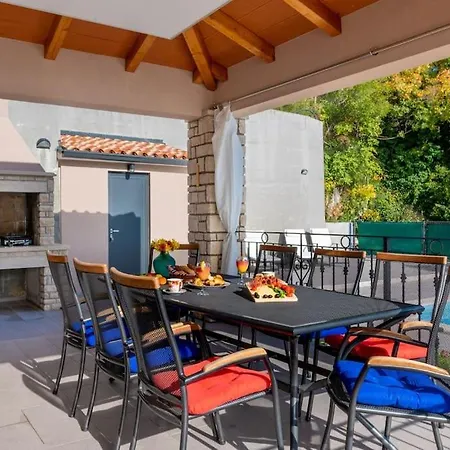 Casa Mia By Briskva *