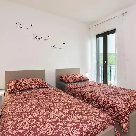 Casa Mia By Briskva * Trget