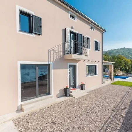 Casa Mia By Briskva * Trget