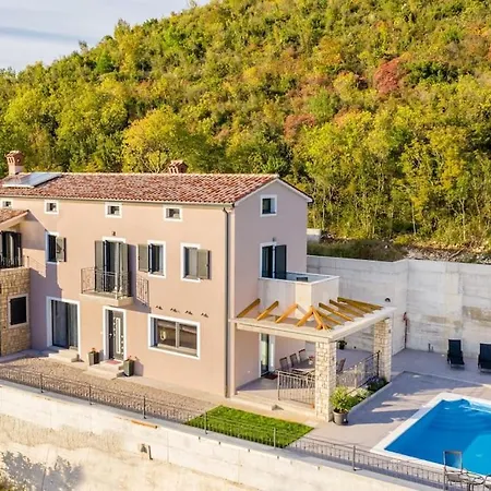 Vila Casa Mia By Briskva Trget